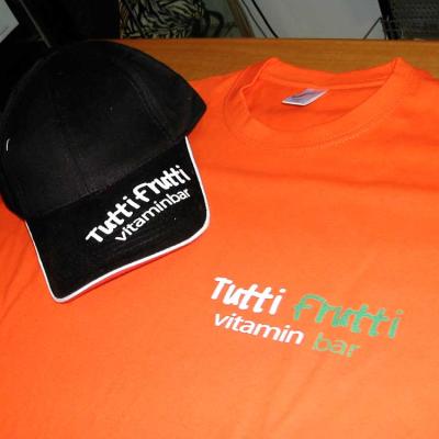 Tutti04